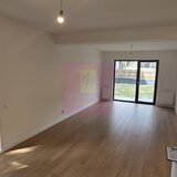 Apartament cu 2 camere de vanzare in Busteni, curte si loc de parcare